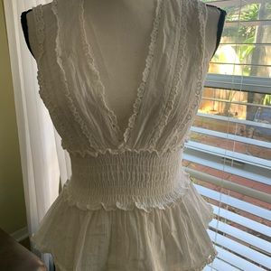 Chelsea & Violet White V-Neck Blouse Medium